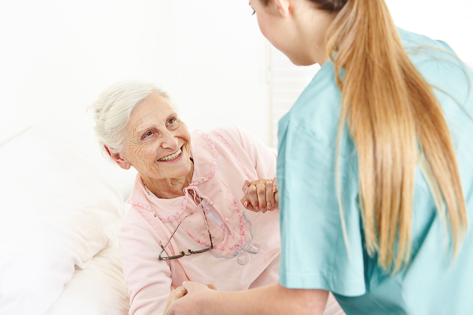 Is it time to provide In-home health care for my elderly loved one in Boca Raton?